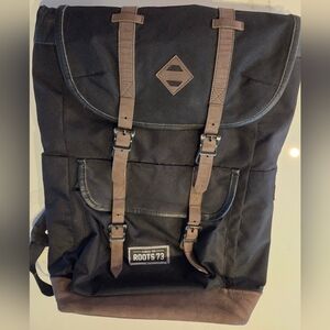 Free W Purchase Unisex Roots Laptop Backpack